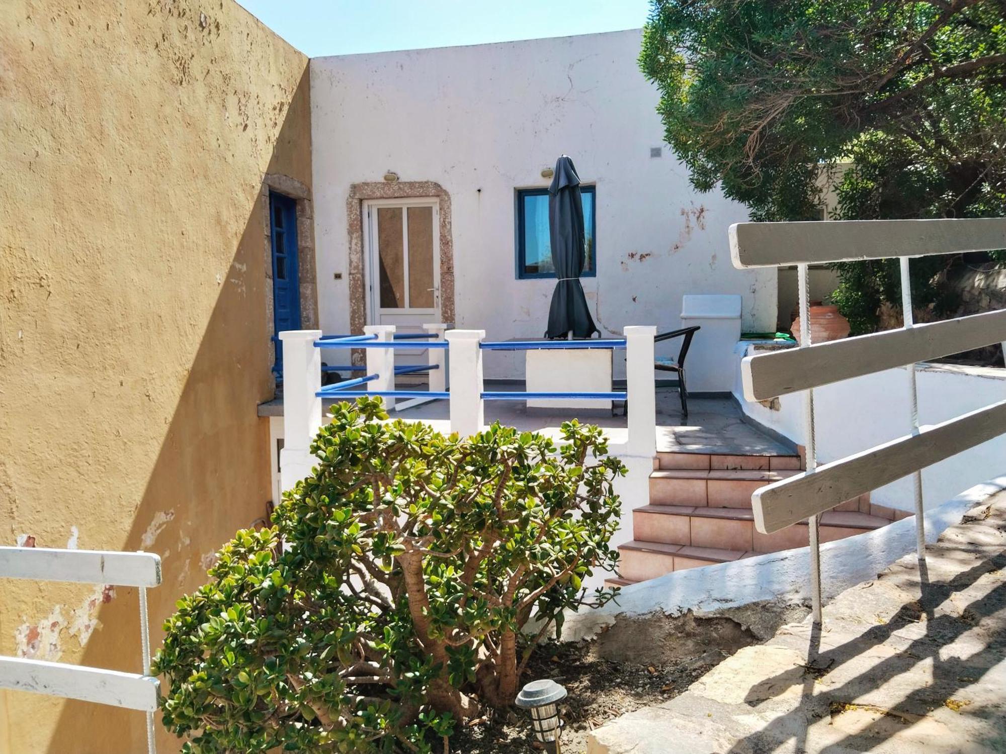 Elegeo Rockhouse Villa Agia Marina  Luaran gambar